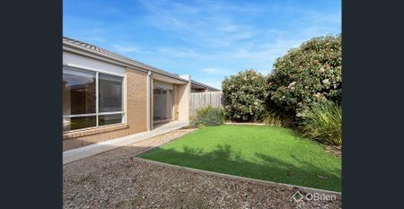 Prime 3 Bedroom Unit in the Heart of Truganina! - Photo 4