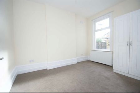 4 Bed Terraced House, Swaton Road, E3 - Photo 4