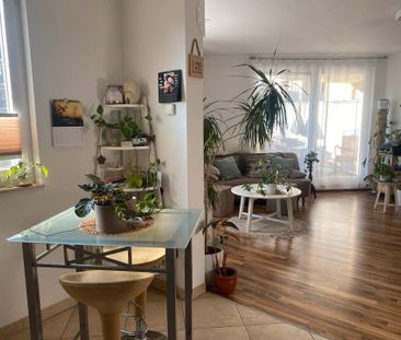 2 Raum Wohnung 2 Zimmer Wohnung mit Balkon und Fahrstuhl - Photo 1