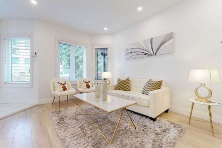 For Lease - 735 New Westminster Drive Unit# 2, Vaughan, Ontario - Photo 3