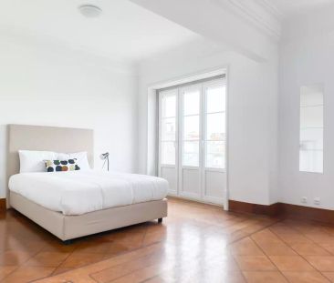 5-bedroom apartment for rent in Lisbon, professionals only - Foto 2