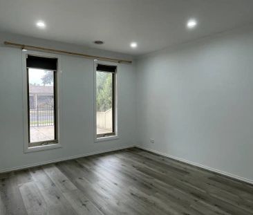 “Spacious 3-Bedroom Home for rental - Close to M1 and Local Schools” - Photo 4