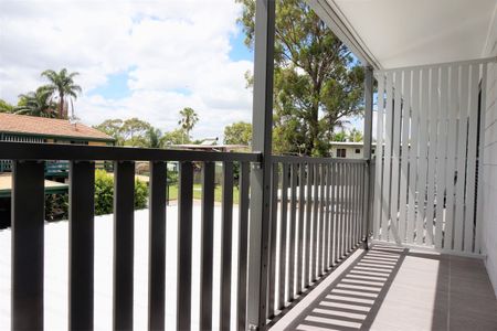 RENOVATED 2 BEDROOM TOWNHOUSE - Photo 3