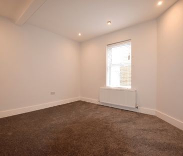 1 Bedroom Flat - Photo 4