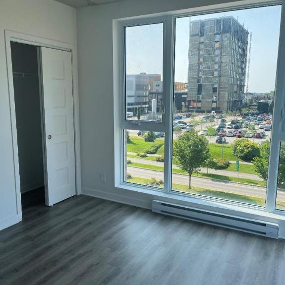 2 CH - 1 SDB - Terrebonne - $2,015 /mo - Photo 1
