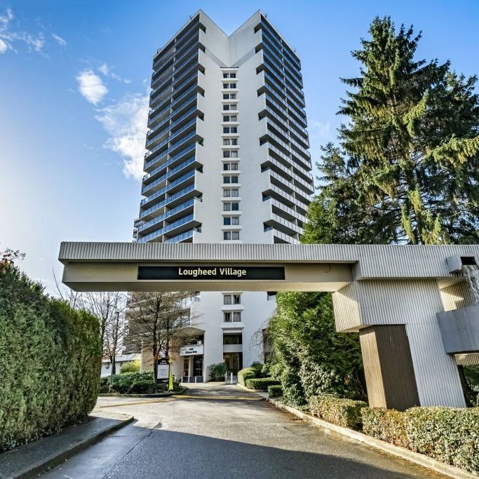 Tower East - Photo 2