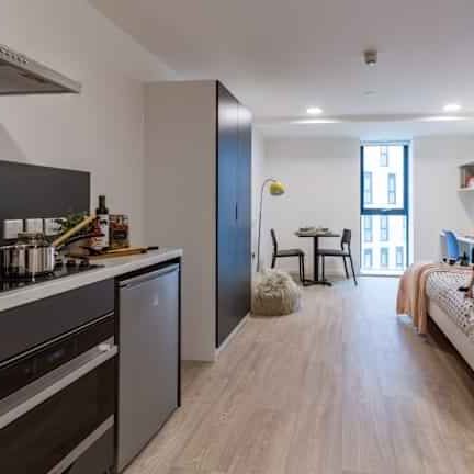 Skyline Platinum Studio - Photo 1