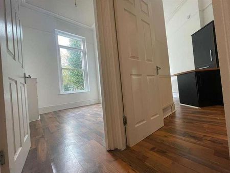 Princes Avenue, Princes Park, Liverpool, L8 - Photo 4