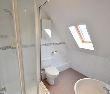 3 bedroom terraced house to rent - Photo 5
