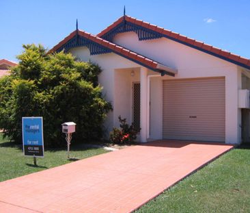 Charming 3 Bedroom House in Kirwan - Your Perfect Rental! - Photo 1