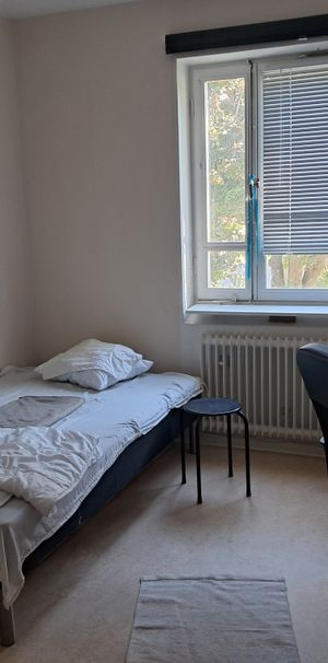 Förvaltarvägen, Solna - Foto 2