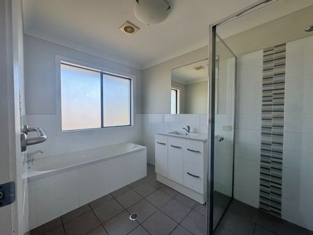 Family Living In Cameron Park - Photo 2