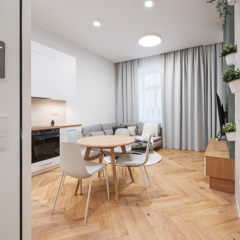 Pronájem bytu 1+kk 43 m2 - Фото 1