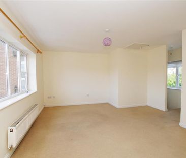 1 bedroom coach house to rent - Photo 5