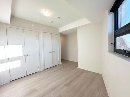 For Lease - 3385 Dundas Street Unit# 608, Toronto, Ontario - Photo 4