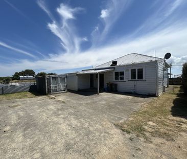 323 South Road,Hawera - Photo 1