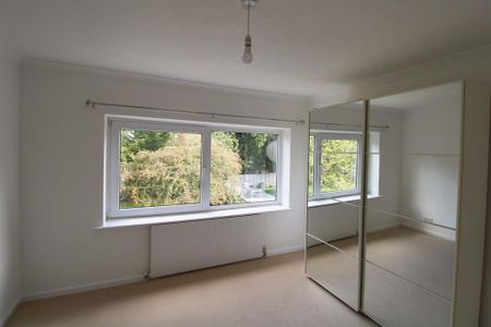 3 bedroom detached house to rent - Photo 3