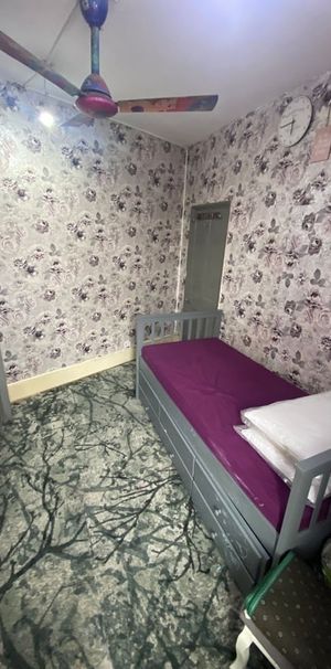 Room in a Shared House, Katherine Road, E6 - Photo 1