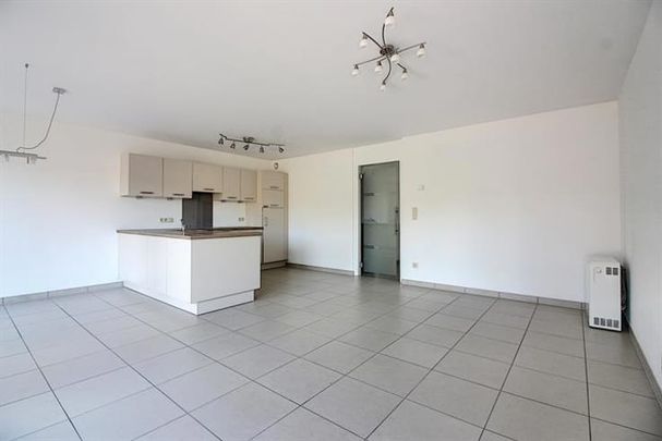 Appartement te huur - Photo 1