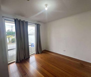 CHARMING FAMILY HOME IN A QUITE POCKET OF SUNSHINE WEST - Photo 1