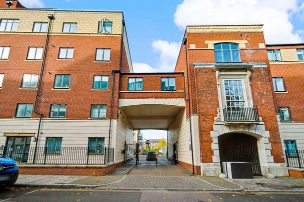 Manor Gardens, Sherard Court, N7 - Photo 1