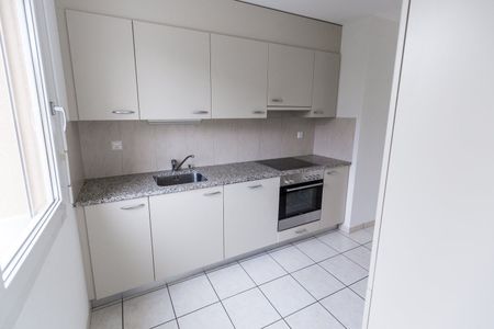 3.5-room apartment on the ground floor - Foto 2