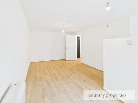 Boundary Lane, Welwyn Garden City, AL7 - Photo 2