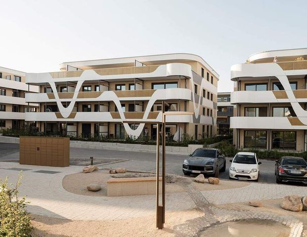 Großzügige 4 Zimmerwohnung mit Balkon - Foto 1