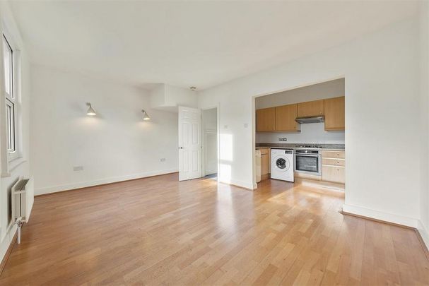 2 bedroom maisonette to rent - Photo 1