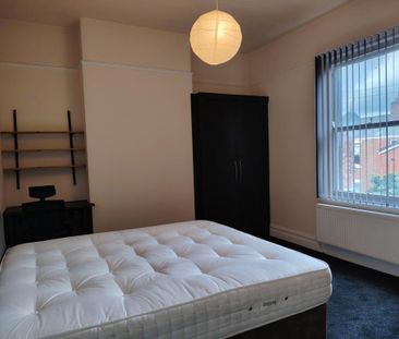 1 bedroom in a house share to rent - Photo 6