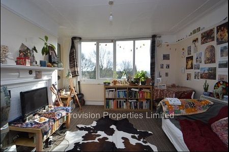 3 Bedroom Flats Leeds - Photo 2