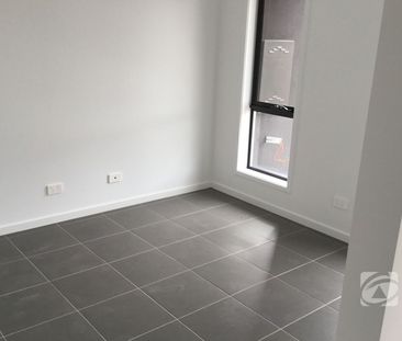 COMFORTABLE LIVING IN A PRIME WALKABLE LOCATION - Photo 1