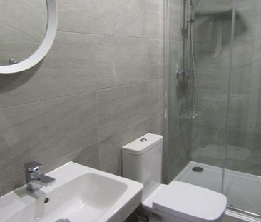 Stamford Street, Kensington. - Photo 5