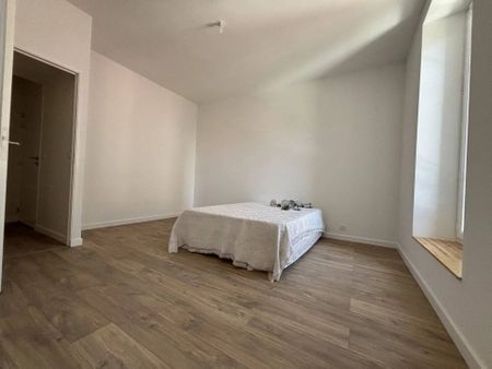 CAGNES SUR MER - CENTRE VILLE - 3 PIECES - Photo 2