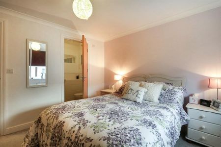 Compair Crescent - Photo 3