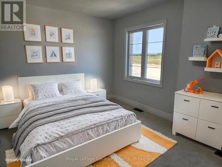 158 UNION BOULEVARD - Photo 5