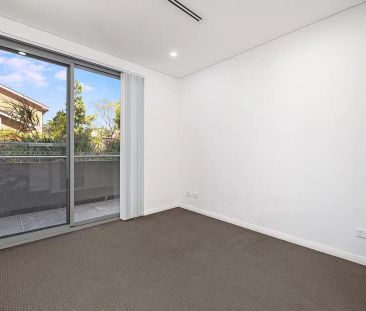 “Modern Apartment Living in Castle Hill” - Photo 6