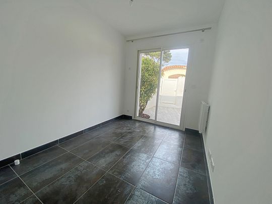 Maison meublée de plain pieds de type 3 à louer d'environ 54m2 secteur Cap Rousset à Carry-Le-Rouet, - Photo 1