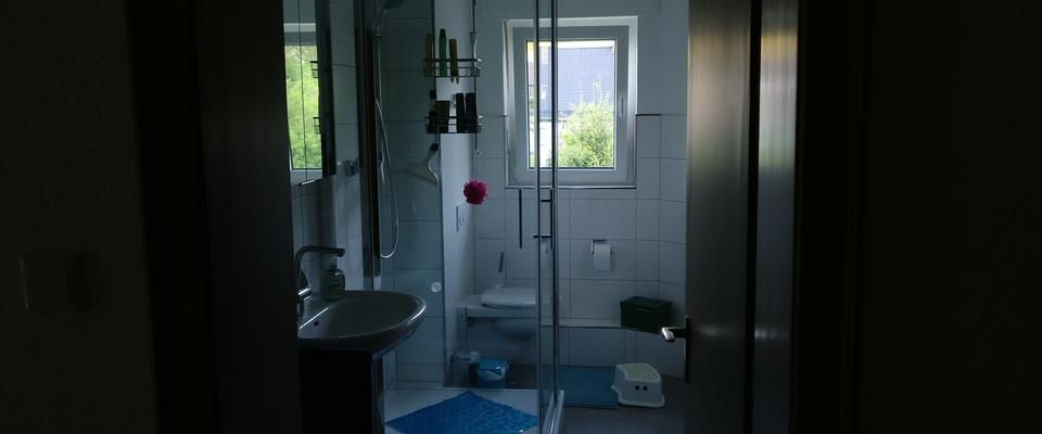 Geräumige 3-Zimmer-Wohnung mit Balkon in Meschede OT Berge - Foto 1