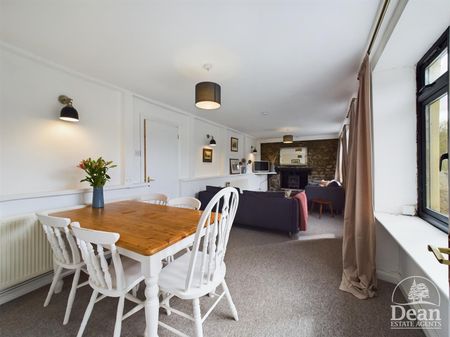 Forge Hill, Joys Green, Lydbrook - Photo 2