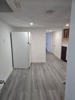For Lease - 8 York Street Unit# Bsmt, Mississauga, Ontario - Photo 1