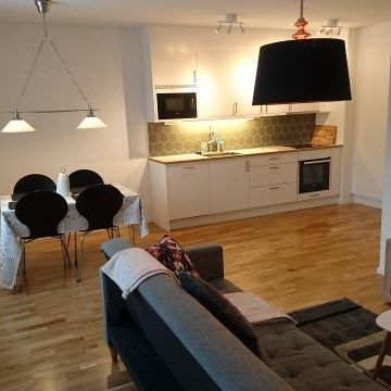 2:A I SOLNA UTHYRES - Foto 1