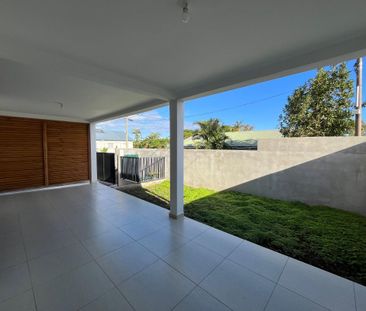 Location Maison 3 pièces 66m² LA RIVIERE 97421 - Photo 5