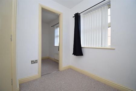 The Point, Wakefield - Photo 2