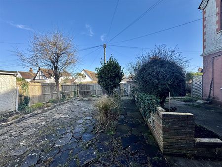 Collington Avenue, Bexhill-On-Sea, TN39 3QA - Photo 5