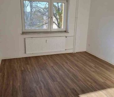 Frisch Renovierte 2-Zimmer-Wohnung in zentraler Lage - Photo 2