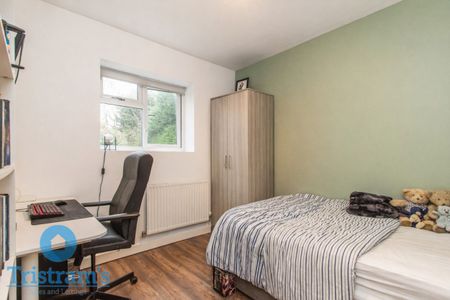 Pelham Crescent, Beeston - Photo 2