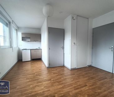 Location Appartement 1 pièce 24m² CHATEAUROUX 36000 - Photo 2