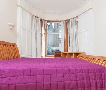 4 bedroom flat to rent - Photo 5