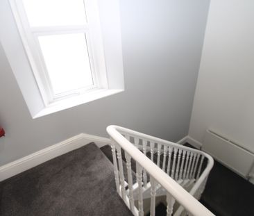 2 Bedroom | Flat 2, 46 Alexandra Road, PL4 7JT - Photo 2